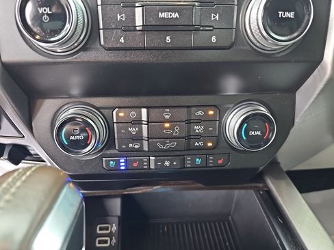 Used 2019 Ford F150 Limited w/ Trailer Tow Package AWD/4WD image 26