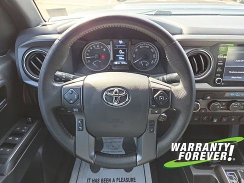 Used 2023 Toyota Tacoma 4x4 Double Cab image 9