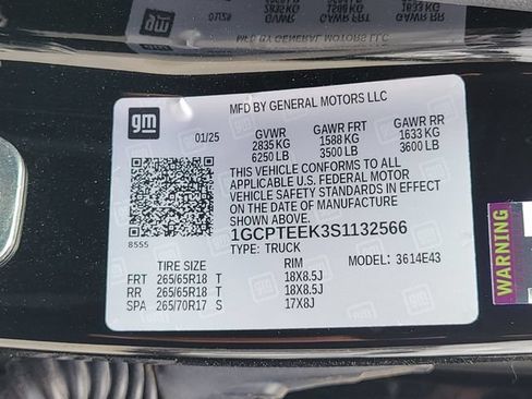 Used 2025 Chevrolet Colorado Trail Boss AWD/4WD image 15
