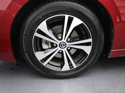 Used 2021 Nissan Sentra SV FWD image 14