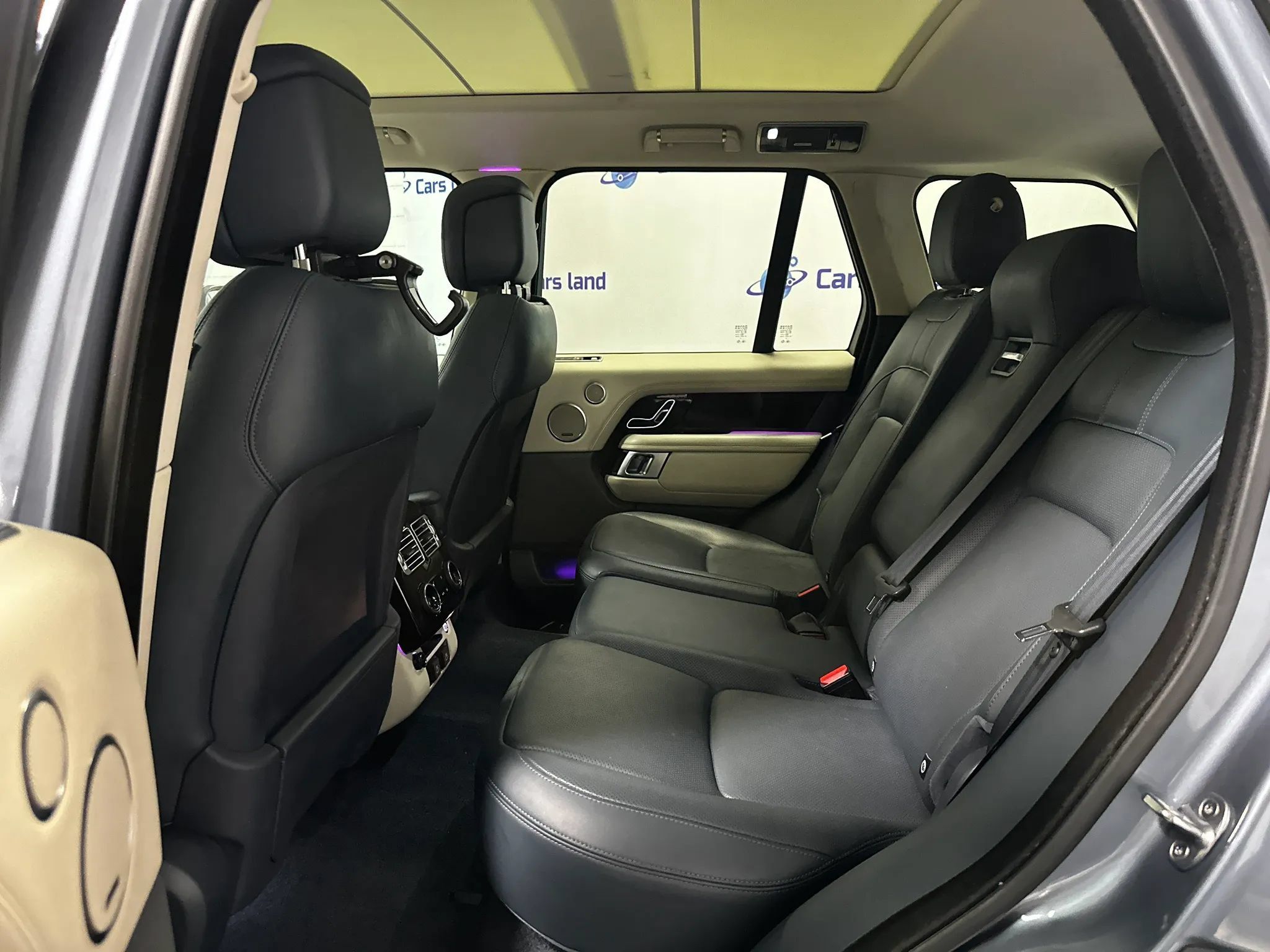 Used 2021 Land Rover Range Rover Westminster Edition AWD/4WD image 13