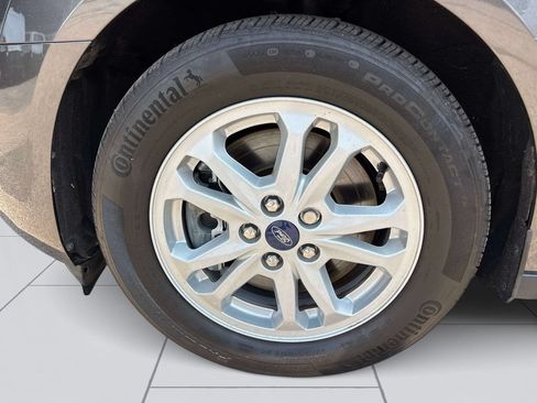 Used 2019 Ford Transit Connect XLT w/ Trailer Tow Package FWD image 8