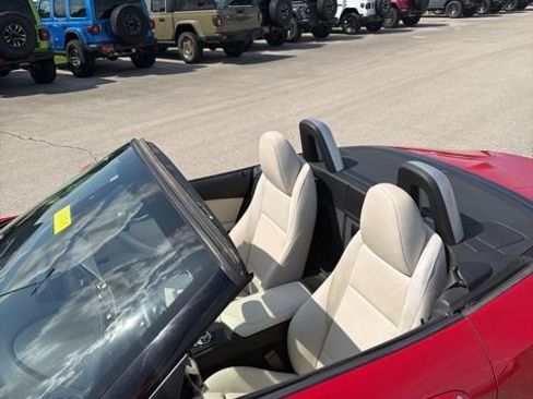 Used 2011 BMW Z4 sDrive35i image 11