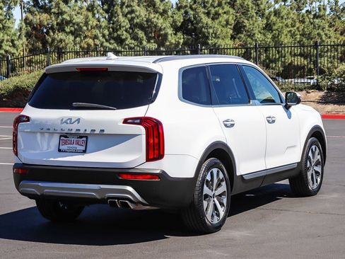 Used 2022 Kia Telluride S FWD image 7