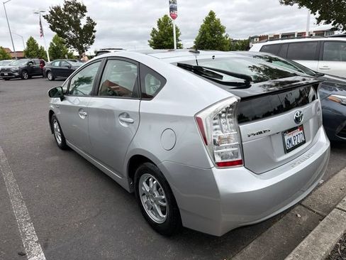 Used 2010 Toyota Prius Five FWD image 6