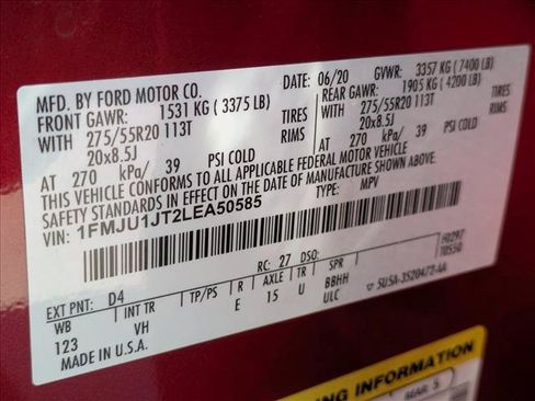 Used 2020 Ford Expedition XLT w/ Equipment Group 202A AWD/4WD image 16