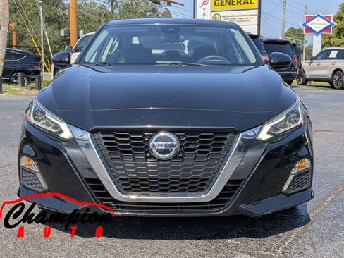 Used 2022 Nissan Altima 2.5 SV FWD image 10