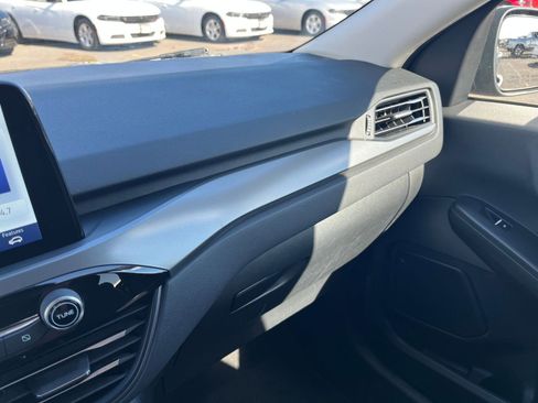 Used 2023 Ford Escape Active image 35