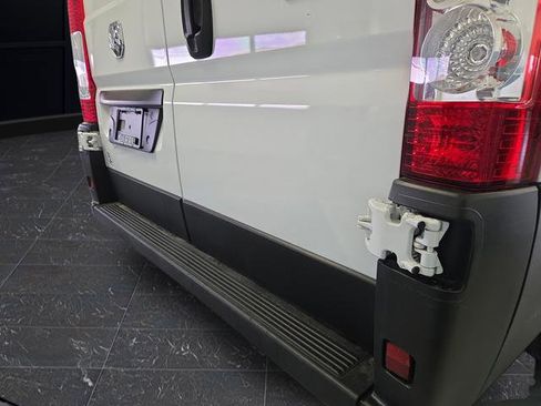 Used 2025 RAM ProMaster 3500 w/ Convenience Group image 29