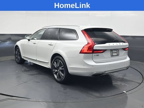 Used 2018 Volvo V90 T6 Cross Country w/ Convenience Package AWD/4WD image 6