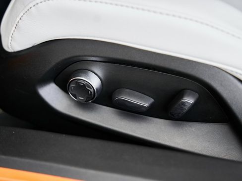 Used 2022 Chevrolet Corvette Stingray w/ Z51 Performance Package image 20