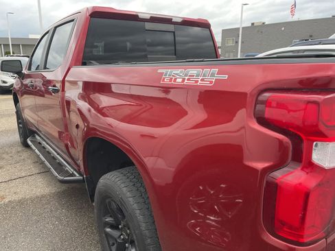 Used 2019 Chevrolet Silverado 1500 LT Trail Boss image 11