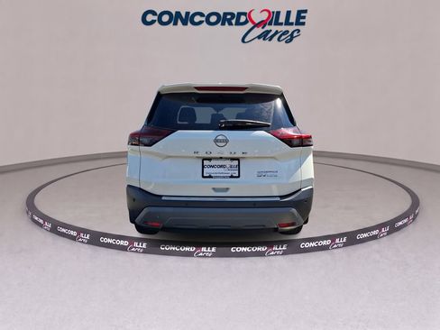 Certified 2023 Nissan Rogue SV w/ SV Premium B Package AWD/4WD image 6