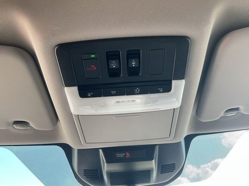 Used 2023 Nissan Rogue SL FWD image 21
