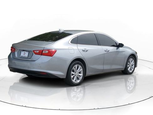 Used 2023 Chevrolet Malibu LT FWD image 4