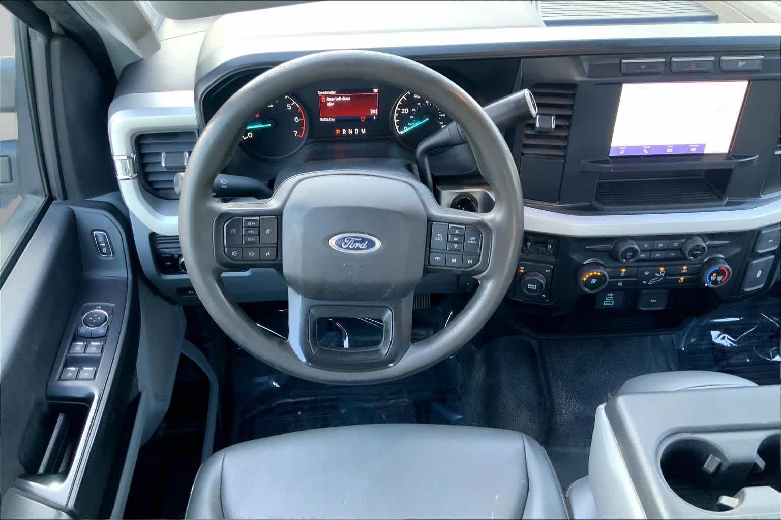 Used 2024 Ford F250 XL w/ 360-Degree Camera Package AWD/4WD image 6