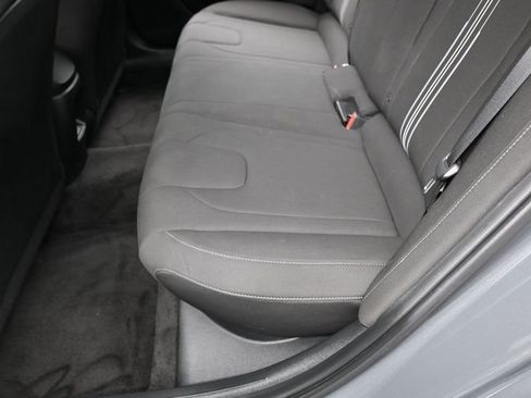 Used 2024 Hyundai Elantra SEL FWD image 30