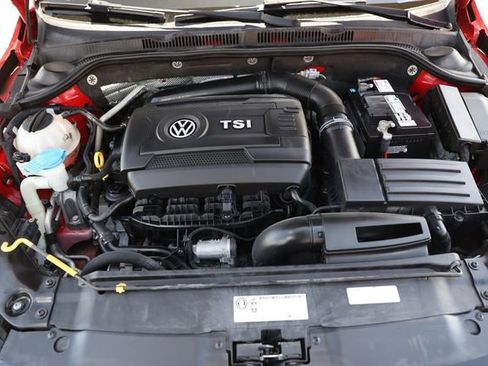 Used 2017 Volkswagen Jetta GLI image 51