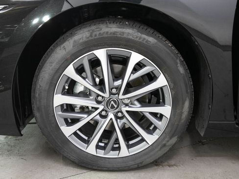 Used 2025 Lexus ES 300h FWD image 29
