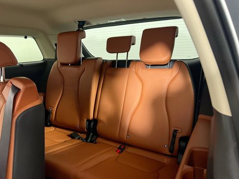 Certified 2026 Kia Carnival EX FWD image 30