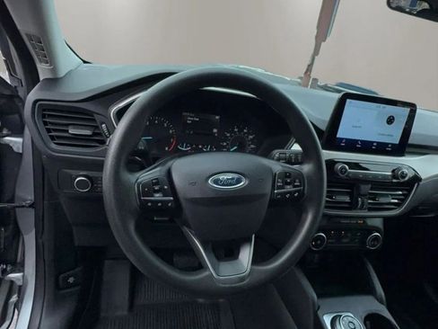 Used 2022 Ford Escape SE image 11