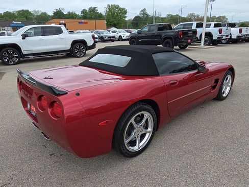 Used 2000 Chevrolet Corvette Convertible w/ Performance Handling Pkg image 8