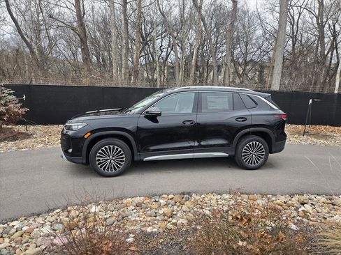 New 2026 Volkswagen Tiguan S image 2