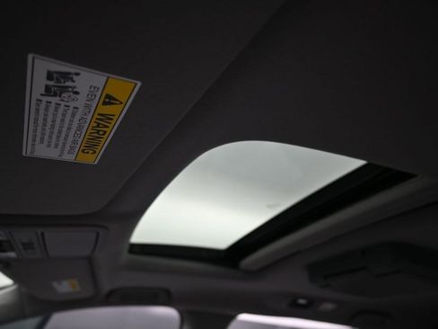 Used 2024 Honda Odyssey EX-L image 22