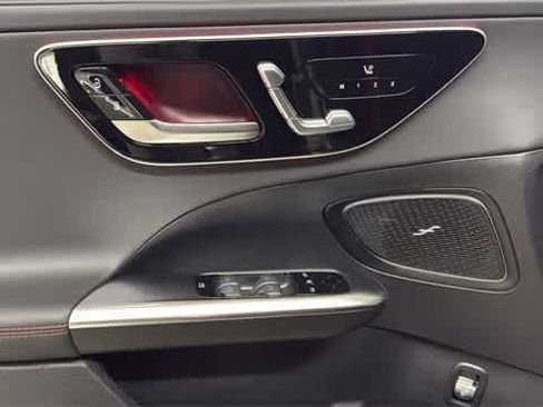 Certified 2025 Mercedes-Benz C 43 AMG 4MATIC Sedan image 15