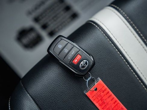 Certified 2025 Toyota Camry SE image 44