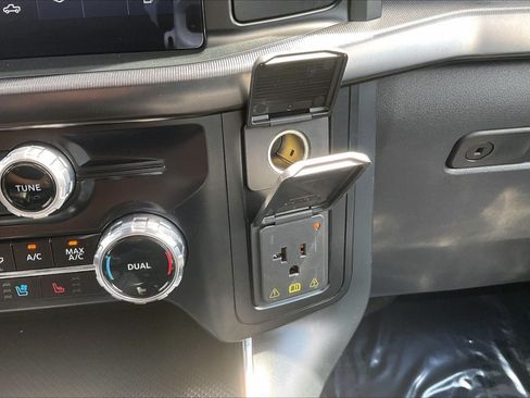 Used 2024 Ford F150 Raptor AWD/4WD image 31