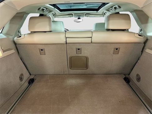 Used 2015 Cadillac SRX Luxury image 29