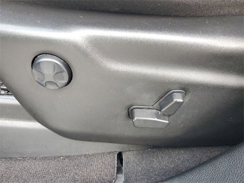 Used 2022 Jeep Grand Cherokee Limited image 11