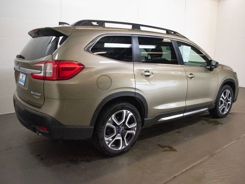 Used 2024 Subaru Ascent Touring AWD/4WD image 4
