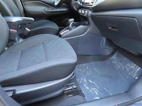 Used 2020 Nissan Kicks S image 31