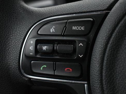 Used 2018 Kia Optima LX image 17