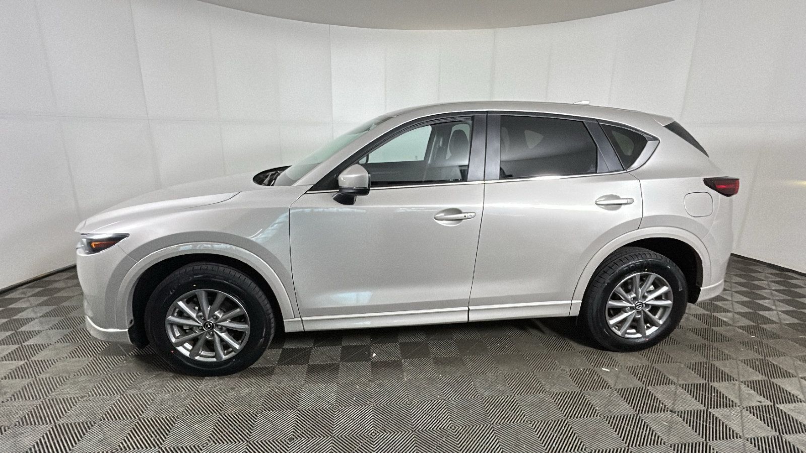 Used 2025 MAZDA CX-5 AWD 2.5 S w/ Select Package image 6