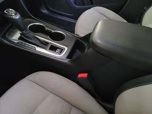 Used 2020 Chevrolet Equinox LT image 26