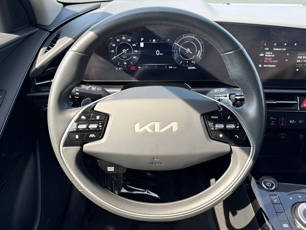 Used 2023 Kia Niro Wind FWD image 12