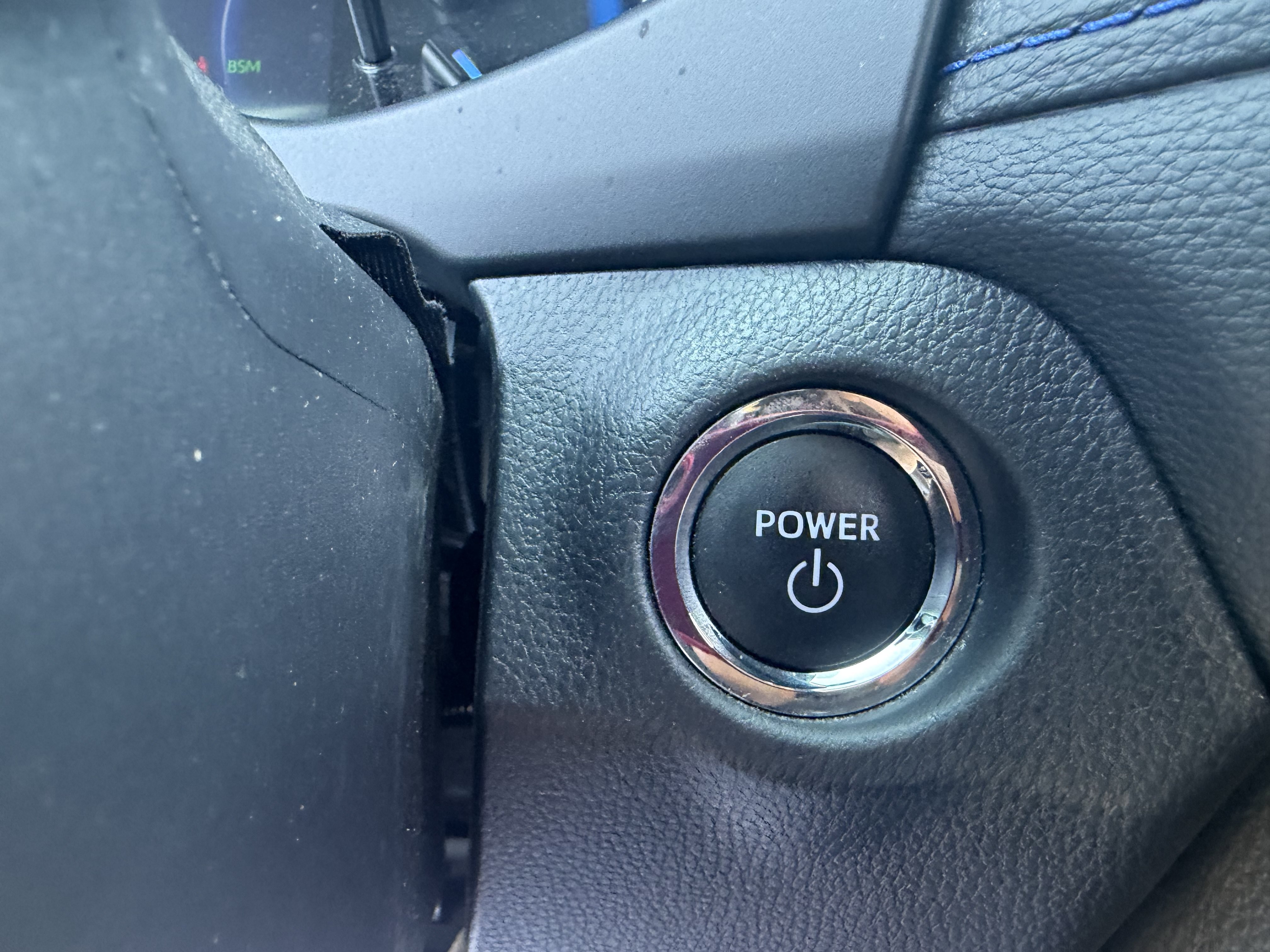 Used 2024 Toyota RAV4 SE w/ Convenience Package AWD/4WD image 27