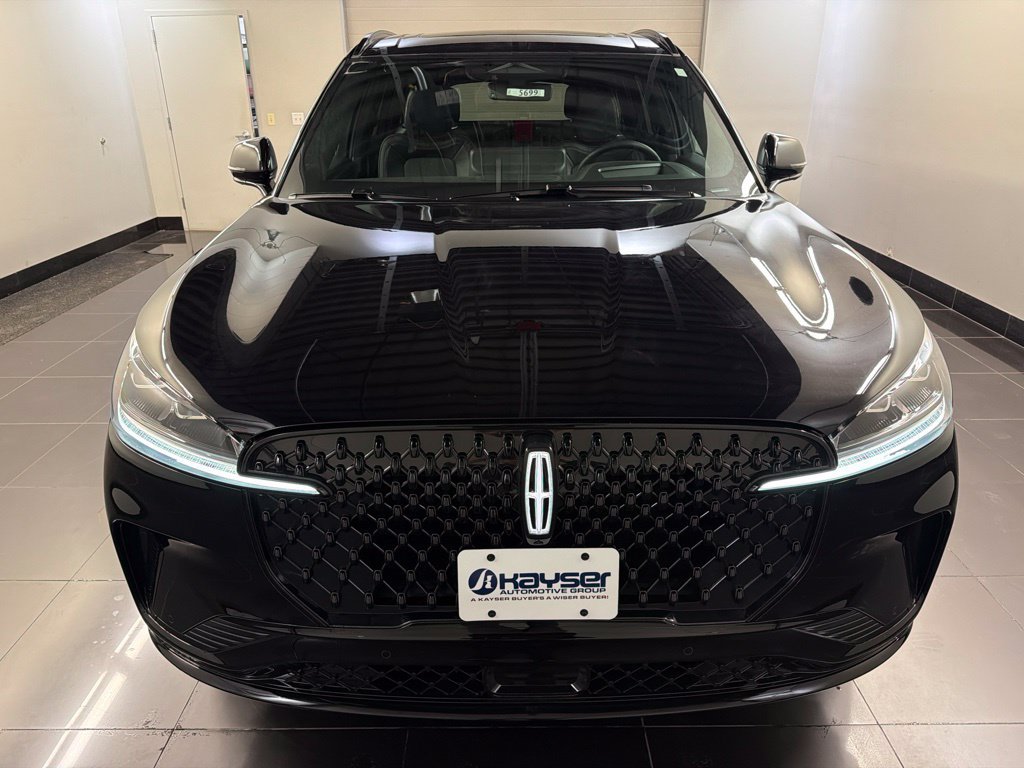 New 2026 Lincoln Aviator Black Label w/ Jet Appearance Package AWD/4WD image 2