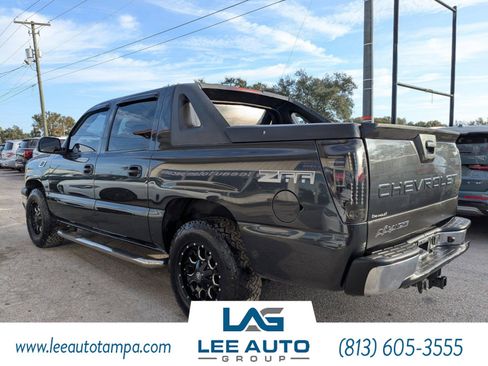 Used 2004 Chevrolet Avalanche Z66 w/ Preferred Equipment Group image 5