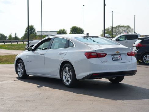 Used 2023 Chevrolet Malibu LS FWD image 5