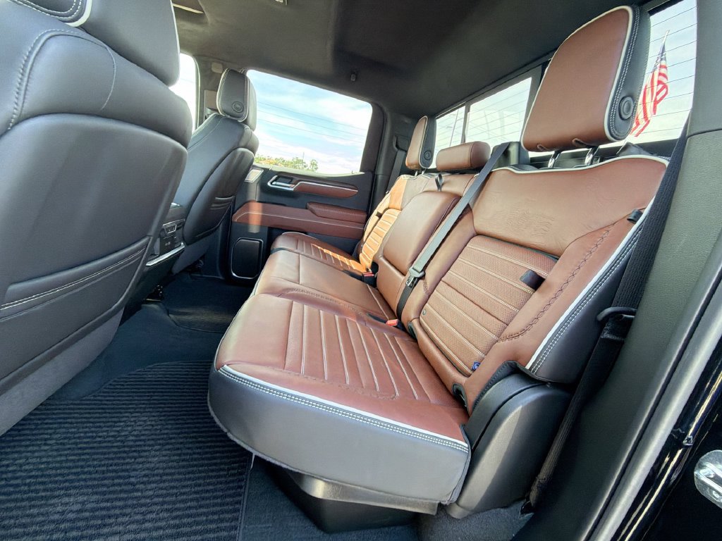 Used 2025 GMC Sierra 1500 Denali Ultimate AWD/4WD image 30