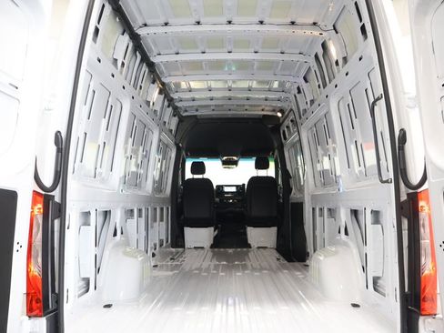 New 2026 Mercedes-Benz Sprinter 2500 image 24