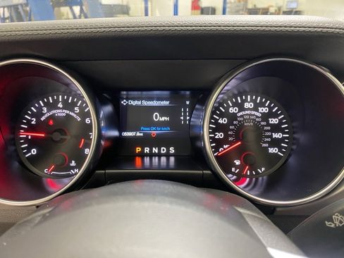 Used 2022 Ford Mustang GT Premium image 35