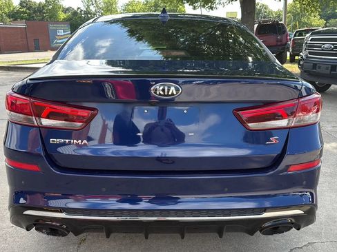 Used 2019 Kia Optima S FWD image 4