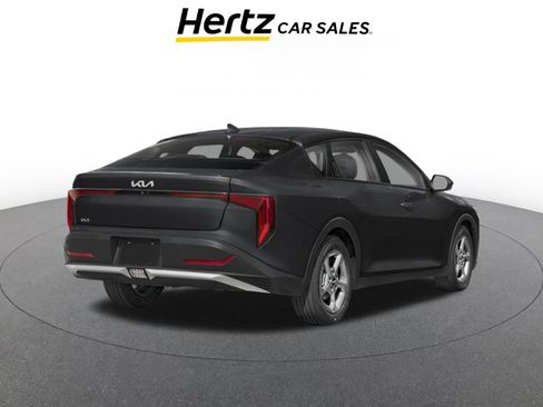 Used 2026 Kia K4 FWD image 2