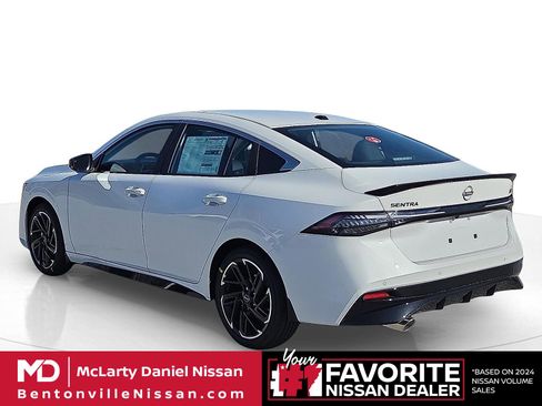 New 2026 Nissan Sentra SR w/ SR Premium Package FWD image 4
