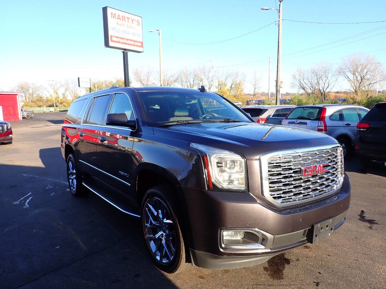 Used 2018 GMC Yukon XL Denali w/ Open Road Package AWD/4WD image 1